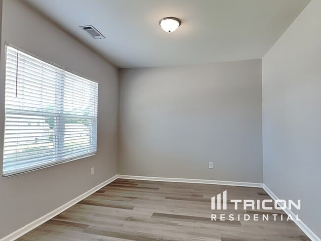 1017 Hudson Ct in Bethlehem, GA - Building Photo - Building Photo