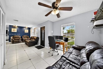 10741 SW 153rd St in Miami, FL - Building Photo - Building Photo