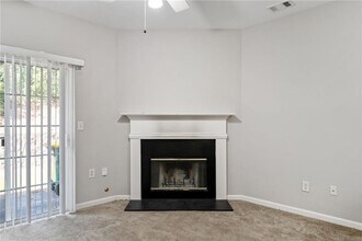 3206 Hidden Cove Cir NW in Peachtree Corners, GA - Building Photo - Building Photo