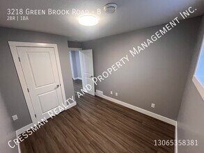 3218 Green Brook Rd in Regina, SK - Building Photo - Building Photo
