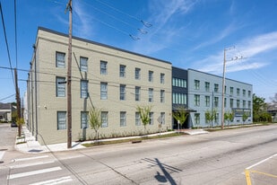 Celeste Landing in New Orleans, LA - Building Photo