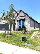1704 Hydrangea Ln in Prosper, TX - Foto de edificio - Building Photo