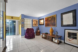 9301 SW 4th St in Miami, FL - Building Photo - Building Photo