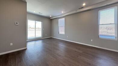 275 S 56th St in Philadelphia, PA - Building Photo - Building Photo