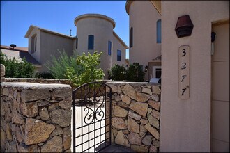 3277 Scarlet Point Dr in El Paso, TX - Building Photo - Building Photo