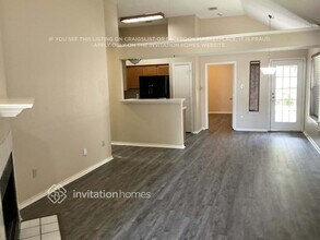 6736 Driffield Cir E in North Richland Hills, TX - Foto de edificio - Building Photo