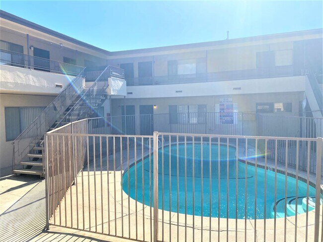 630 Silverwood Ave in Upland, CA - Building Photo - Building Photo