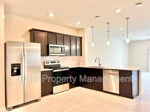 4652 Sparkling Shell Ave in Kissimmee, FL - Building Photo - Building Photo