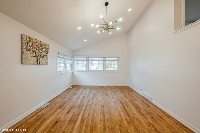 1317 Ferndale Ave in Highland Park, IL - Building Photo - Building Photo