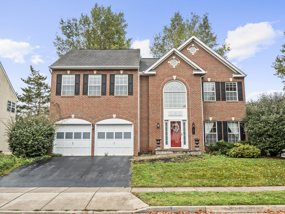 1813 Rivermist Court in Frederick, MD - Building Photo