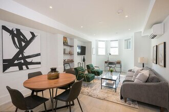 1936 Calvert St NW in Washington, DC - Building Photo - Building Photo