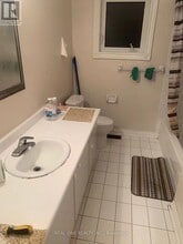 5672 Shillington Dr in Mississauga, ON - Building Photo - Building Photo