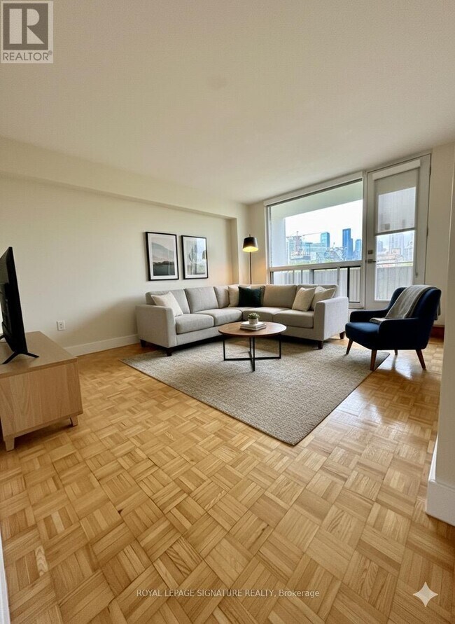 property at 666 Spadina Ave.