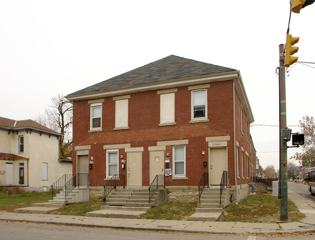 1158-1160 Oak St in Columbus, OH - Foto de edificio - Building Photo