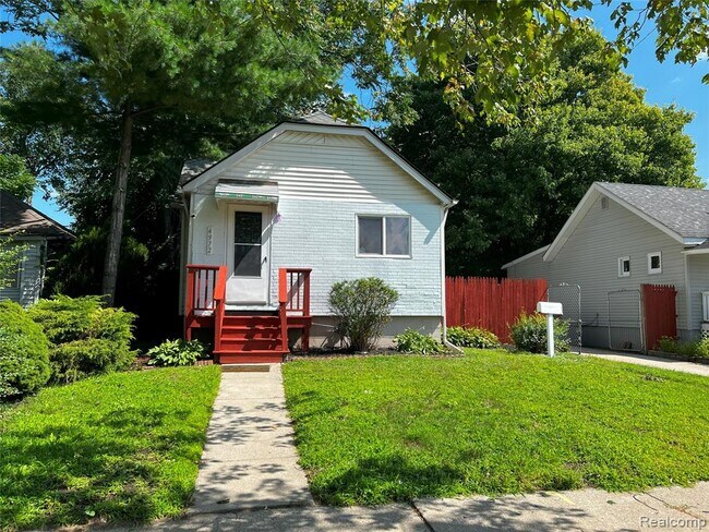 4972 Lafontaine St in Grosse Pointe, MI - Building Photo - Building Photo
