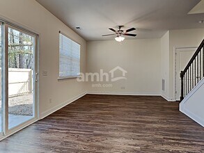 1825 Produce Ln in Johns Island, SC - Building Photo - Building Photo