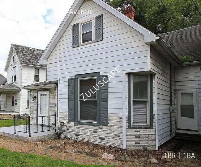 property at 511 W Riverside Ave