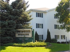 Pioneer Square in Fond du Lac, WI - Building Photo - Building Photo