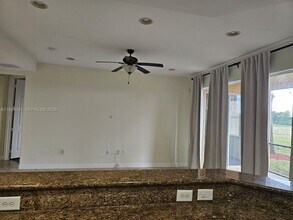 8255 NW 128th Ln in Parkland, FL - Building Photo - Building Photo