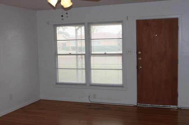 2612 49th St in Lubbock, TX - Building Photo - Building Photo