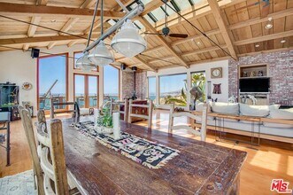 3916 Rambla Orienta in Malibu, CA - Building Photo - Building Photo