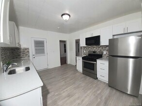 3 Allen Pl in Poughkeepsie, NY - Building Photo - Building Photo