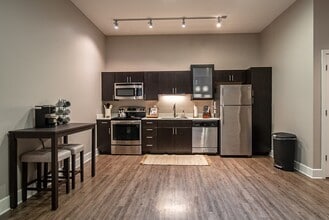 Heer's Luxury Living Lofts in Springfield, MO - Building Photo - Building Photo