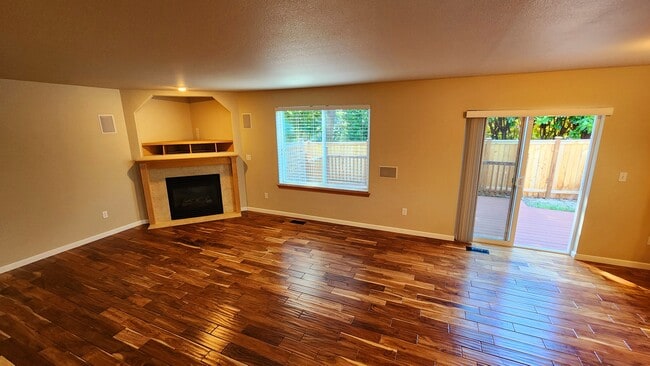 329 Yakima Pl SE in Renton, WA - Building Photo - Building Photo