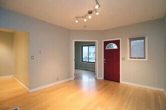 4823 NE 13th Ave in Portland, OR - Building Photo - Building Photo