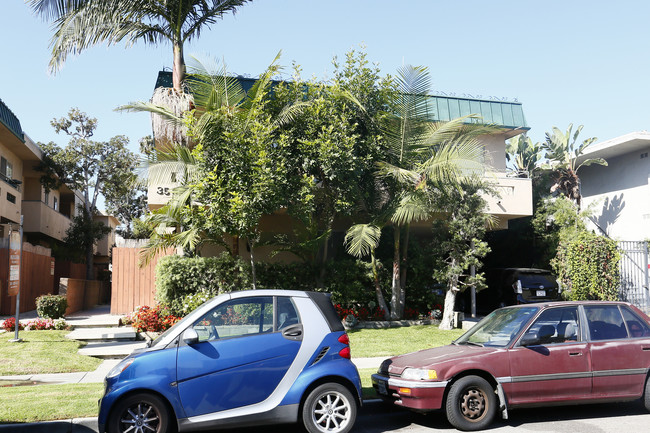 3557-3563 Jasmine Ave in Los Angeles, CA - Building Photo - Building Photo