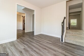 657 Overlook Gln Dr in Lawrenceville, GA - Building Photo - Building Photo