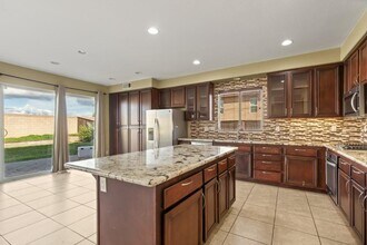 28560 Sunridge Ct in Menifee, CA - Building Photo - Building Photo