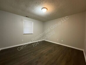 304 Palm St in Shelby, NC - Foto de edificio - Building Photo