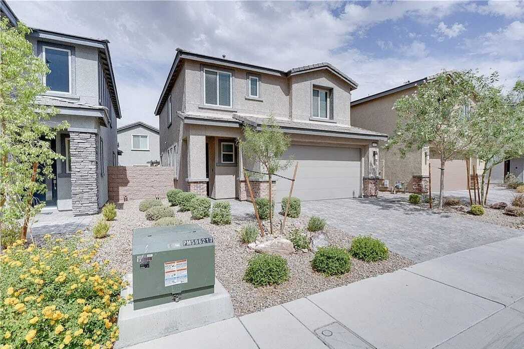 932 Lotus Falls St in Henderson, NV - Building Photo