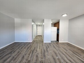 270 Marin Blvd, Unit 6S in Jersey City, NJ - Building Photo - Building Photo