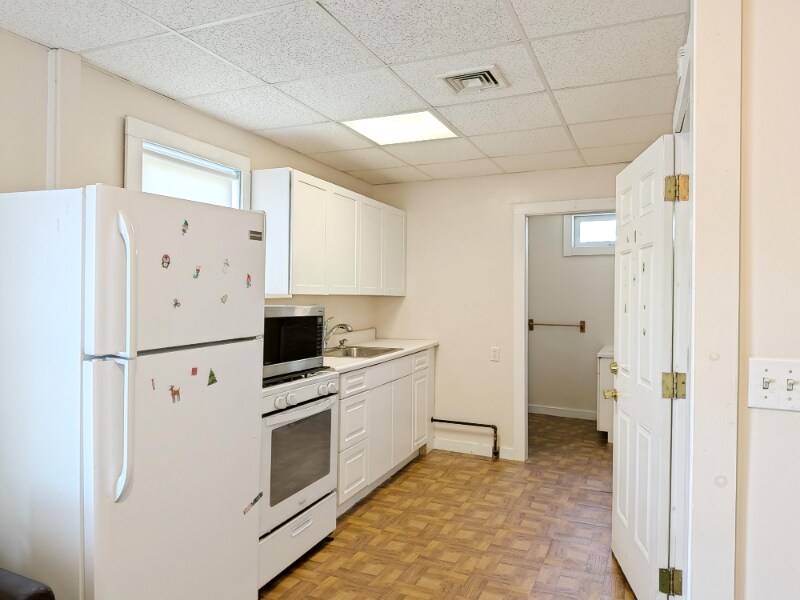 40-42-42 Park St in Stoughton, MA - Building Photo