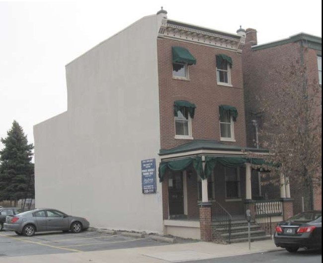 802 N Washington St in Wilmington, DE - Building Photo - Building Photo