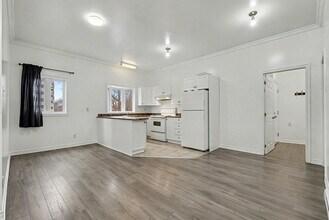 64 Genest St in Ottawa, ON - Building Photo - Building Photo