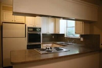 1280 N McCart St in Stephenville, TX - Building Photo - Building Photo