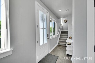 7035 E 38th Ave in Denver, CO - Building Photo - Building Photo