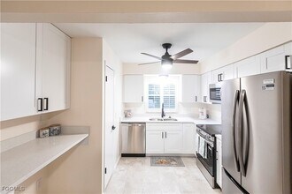 6775 Lake McGregor Cir in Ft. Myers, FL - Building Photo - Building Photo