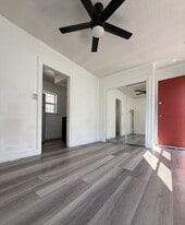 2235 W 14th St, Unit .75 in Los Angeles, CA - Building Photo