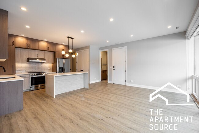 2355 W Flournoy St in Chicago, IL - Building Photo - Building Photo