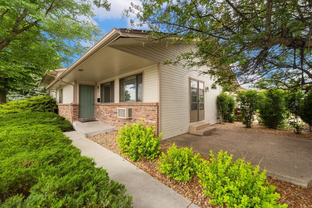 2193 35th Ave Ct in Greeley, CO - Building Photo