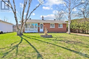 103 Sherwood St in Ottawa, ON - Building Photo