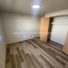 1617 E 3rd Ave in Post Falls, ID - Building Photo - Building Photo