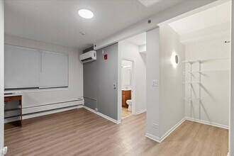 927 W Wilson Ave in Chicago, IL - Building Photo - Building Photo