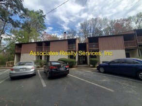 1515 NW 29 Rd in Gainesville, FL - Foto de edificio - Building Photo