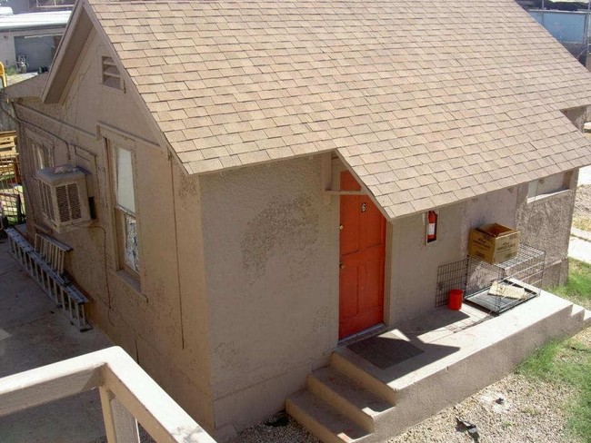 1609 W Latham St in Phoenix, AZ - Building Photo - Building Photo