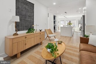 655 Morton Pl NE in Washington, DC - Building Photo - Building Photo